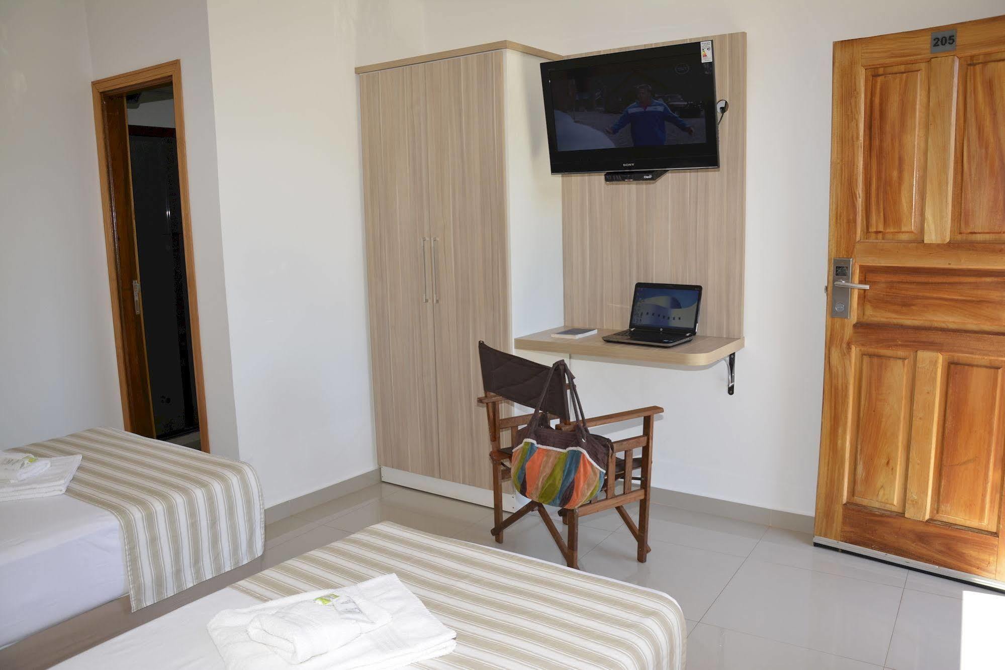 Hotel Salzburgo Ciudad del Este Bagian luar foto