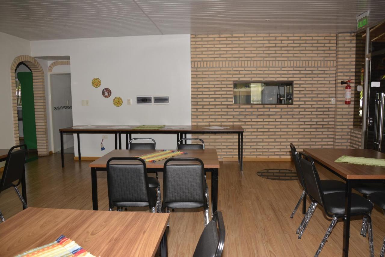 Hotel Salzburgo Ciudad del Este Bagian luar foto