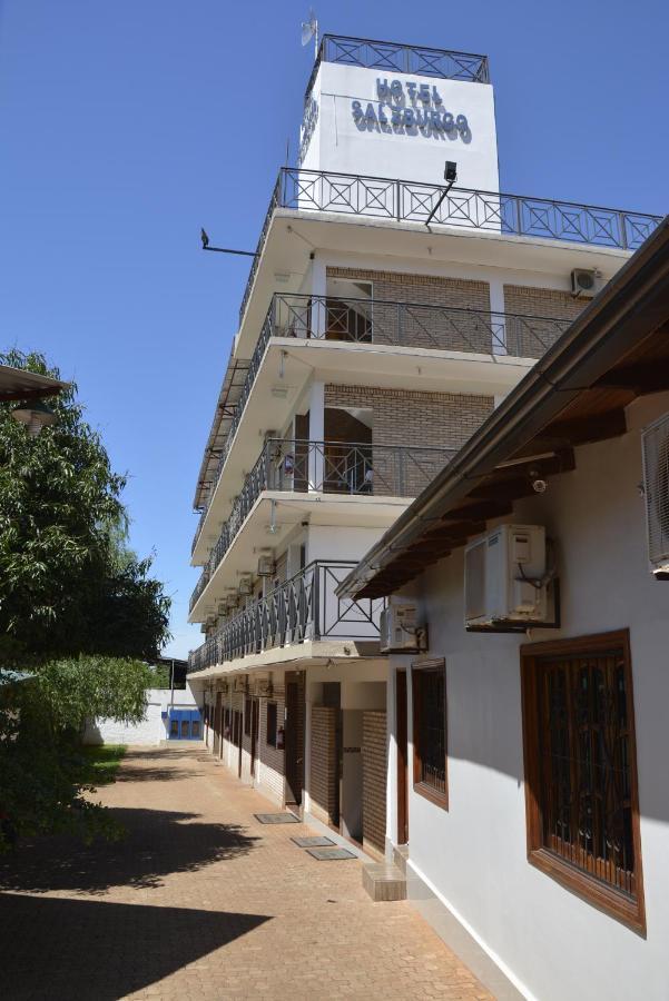 Hotel Salzburgo Ciudad del Este Bagian luar foto